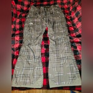 EUC The North Face Snow/ski Pants.